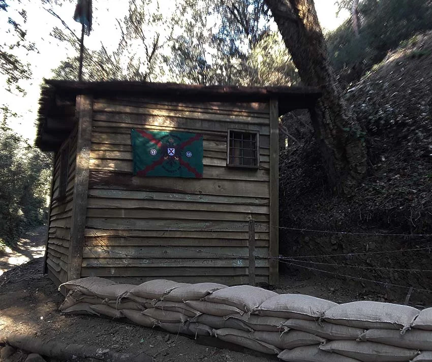 Escape room exterior forest escape game — Escape room exterior