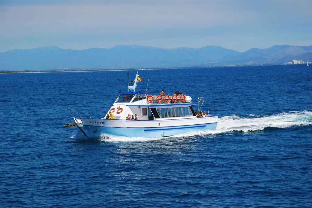 Pesca en la costa brava en l escala — 2 pesca costa brava