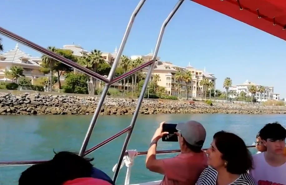 Paseo en barco por las marismas salida isla cristina isla canela — 2 barco marismas islacristina