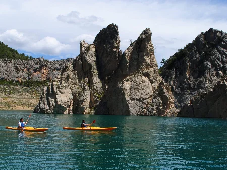 Kayak en Montrebei.- Alquiler de kayak en La Muralla de Finestres