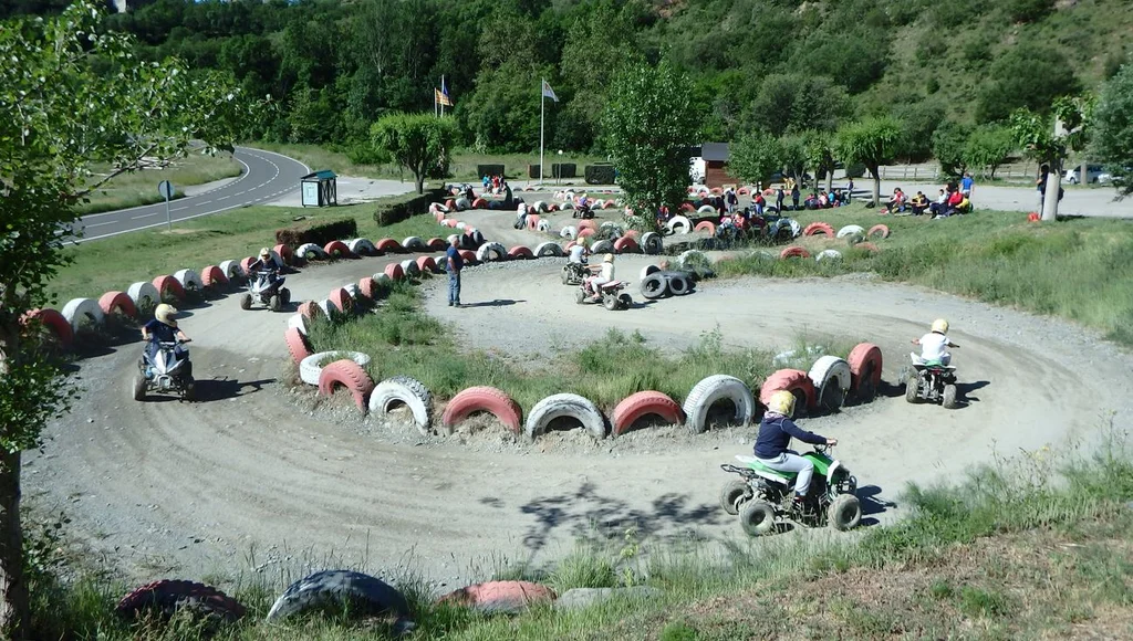 Circuito en quad para toda la familia — 2 circuito quads lleida vision full