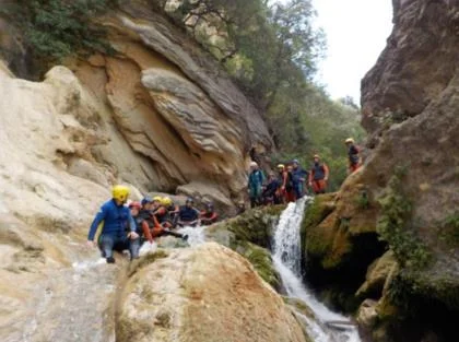 Multiaventura en jaen pack de 3 actividades — Barranco en jaen iniciacio cerrada