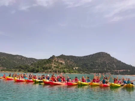 Kayak en aguas tranquilas en Cuenca