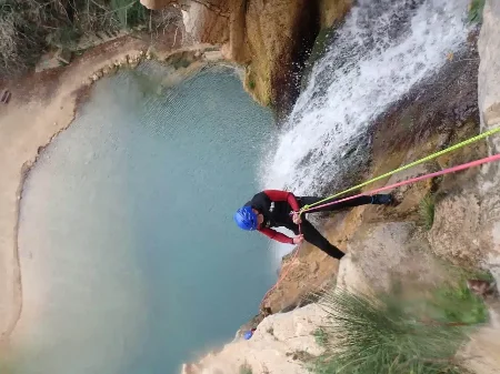 Barranco acuático Cueva del Turche en Valencia