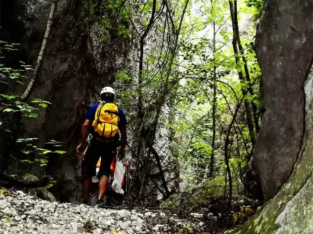 Barranco seco de Cucales con descenso en rápel en Alicante