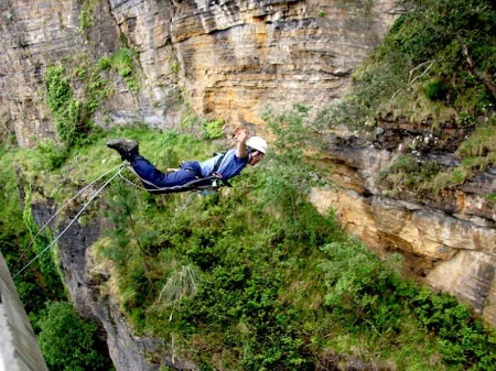 Puenting en Ondarroa (Bizcaia)