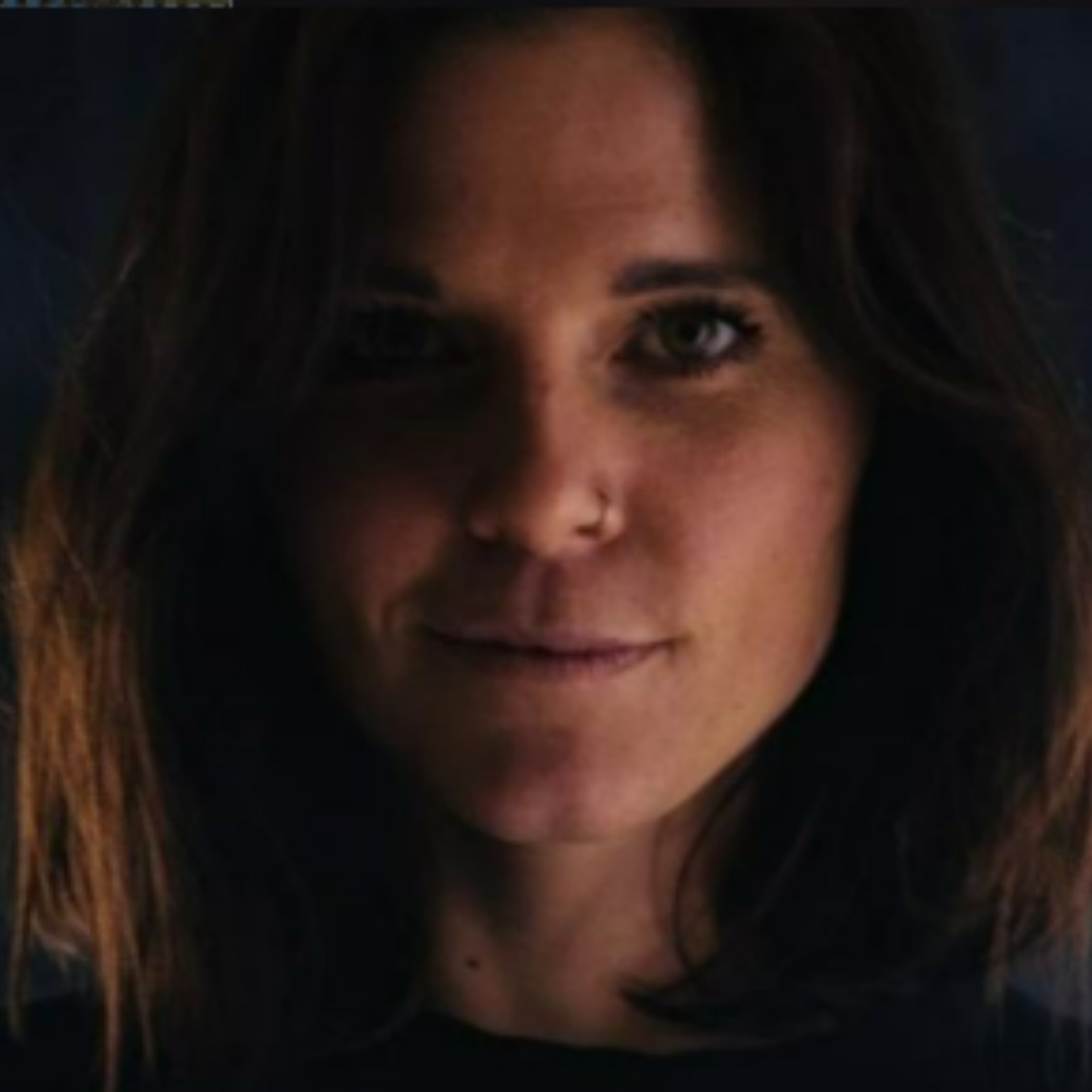La Leona profile