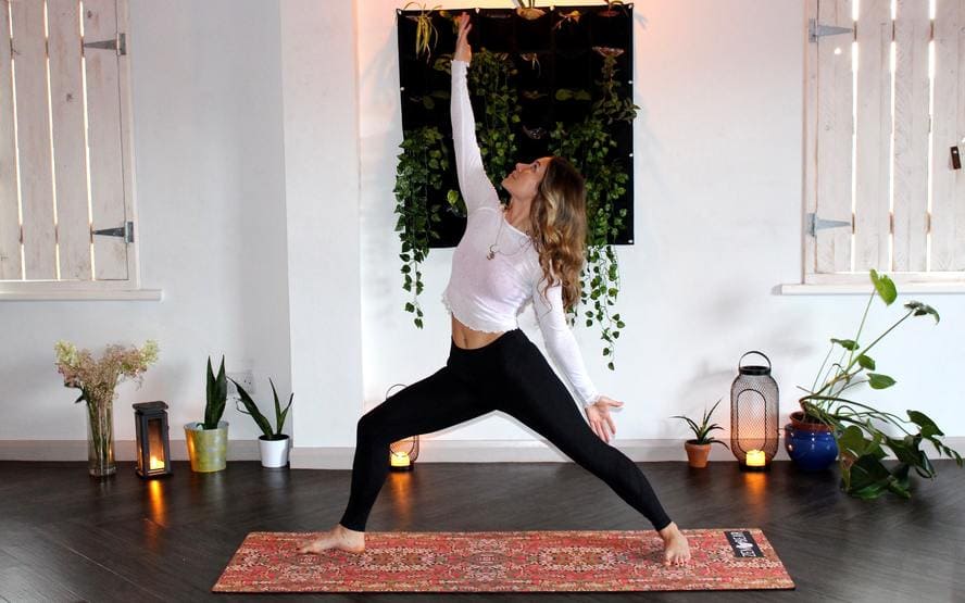 Quais são os benefícios de saúde do Yoga?