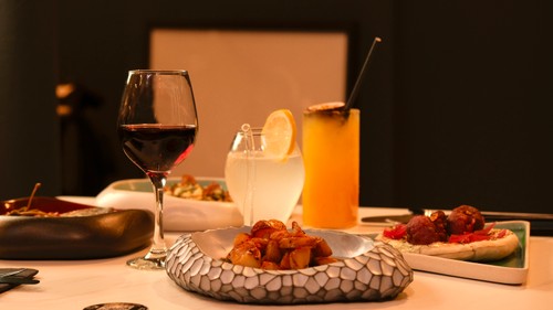 DÎNER BISTRONOMIQUE À 20H45 + SPECTACLE À 21H30