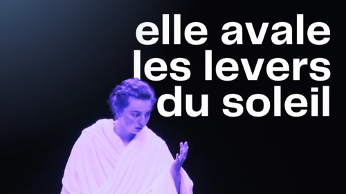 Elle avale les levers du soleil