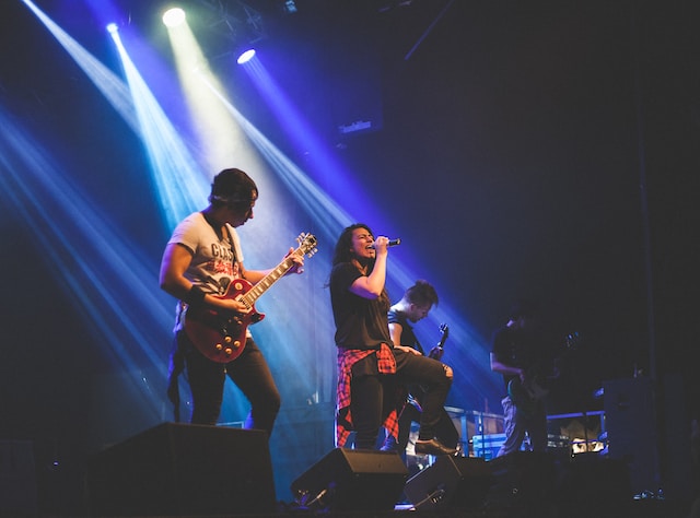 La importancia de la música en un evento Cómo elegir al artista o grupo ideal