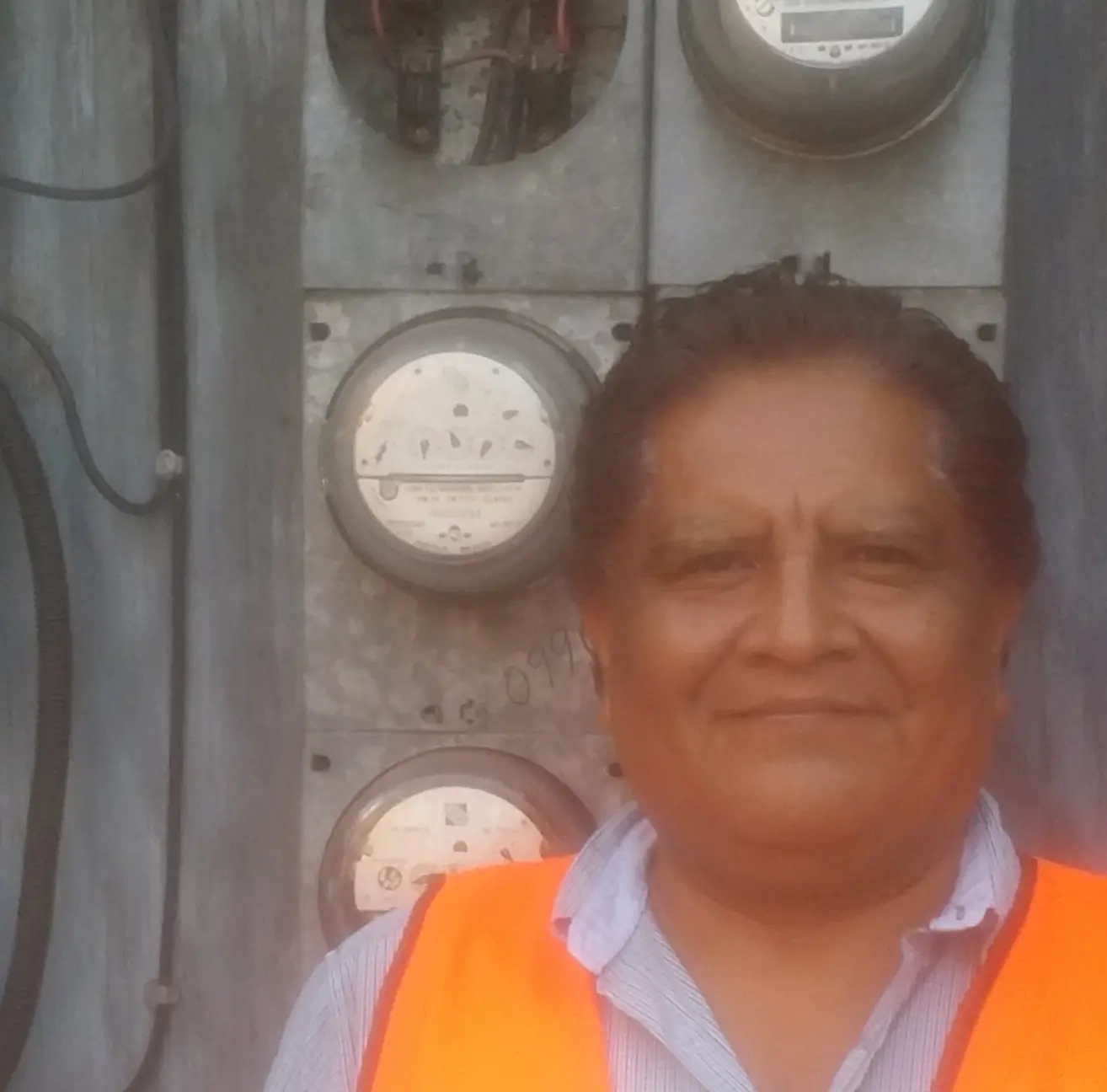 Electricista  para cotizar trabajo eléctrico