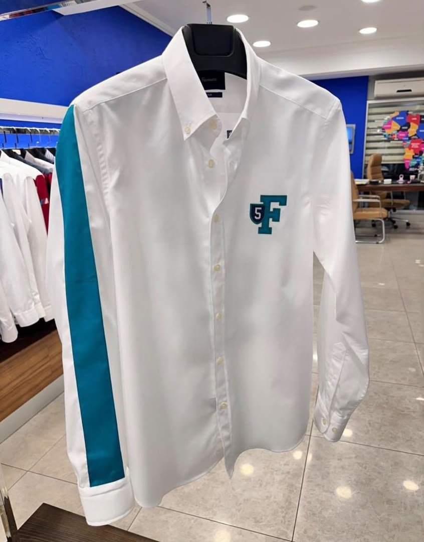 Chemise mixte à motifs variés, image 4
