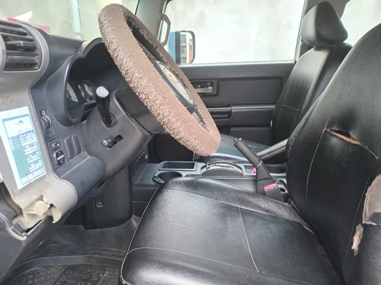 FJ Cruiser en bon état à vendre, image 6