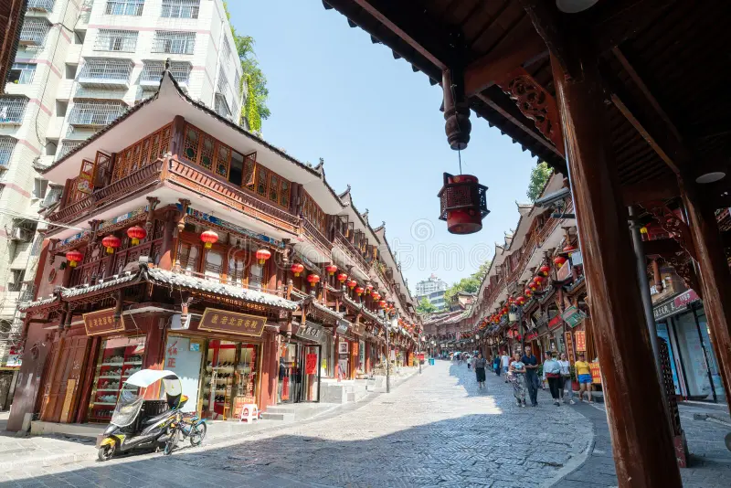 9D CHANGSHA – FURONGZHEN – CHONGQING – FENGHUANG - ZHANGJIAJIE - 2