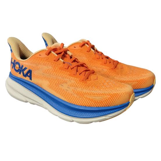 Hoka Clifton 9