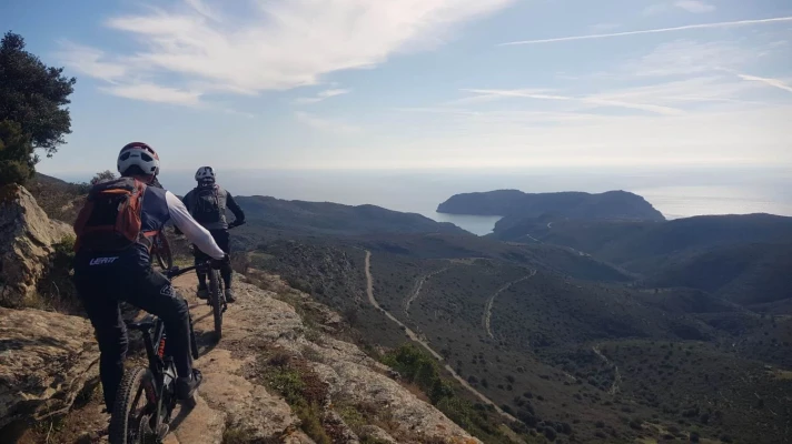 SHUTTLE ENDURO Cadaques Rosas 