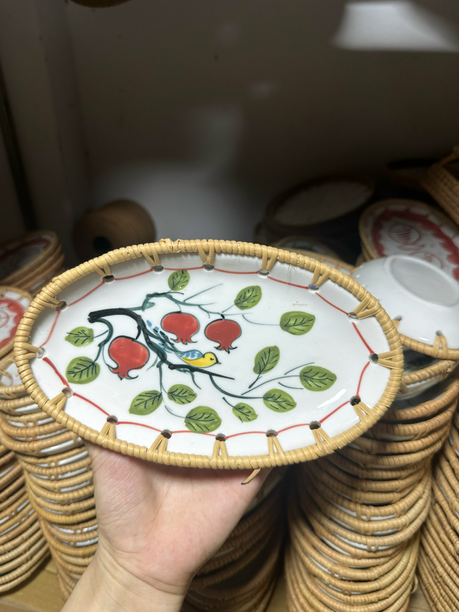 Đĩa sứ oval viền mây DS2011