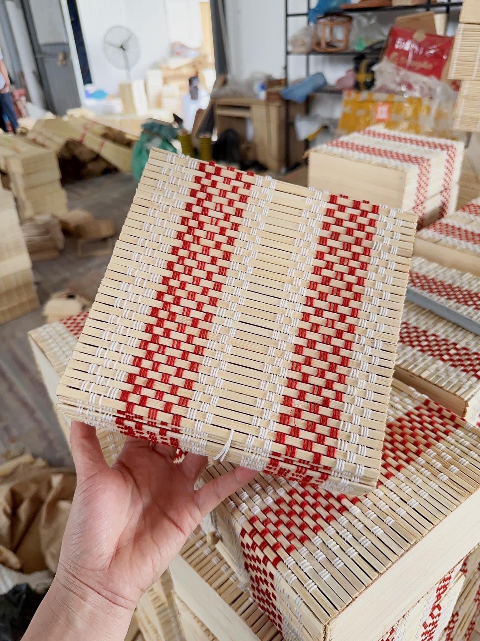 Square Bamboo Gift Box – Red Stripe