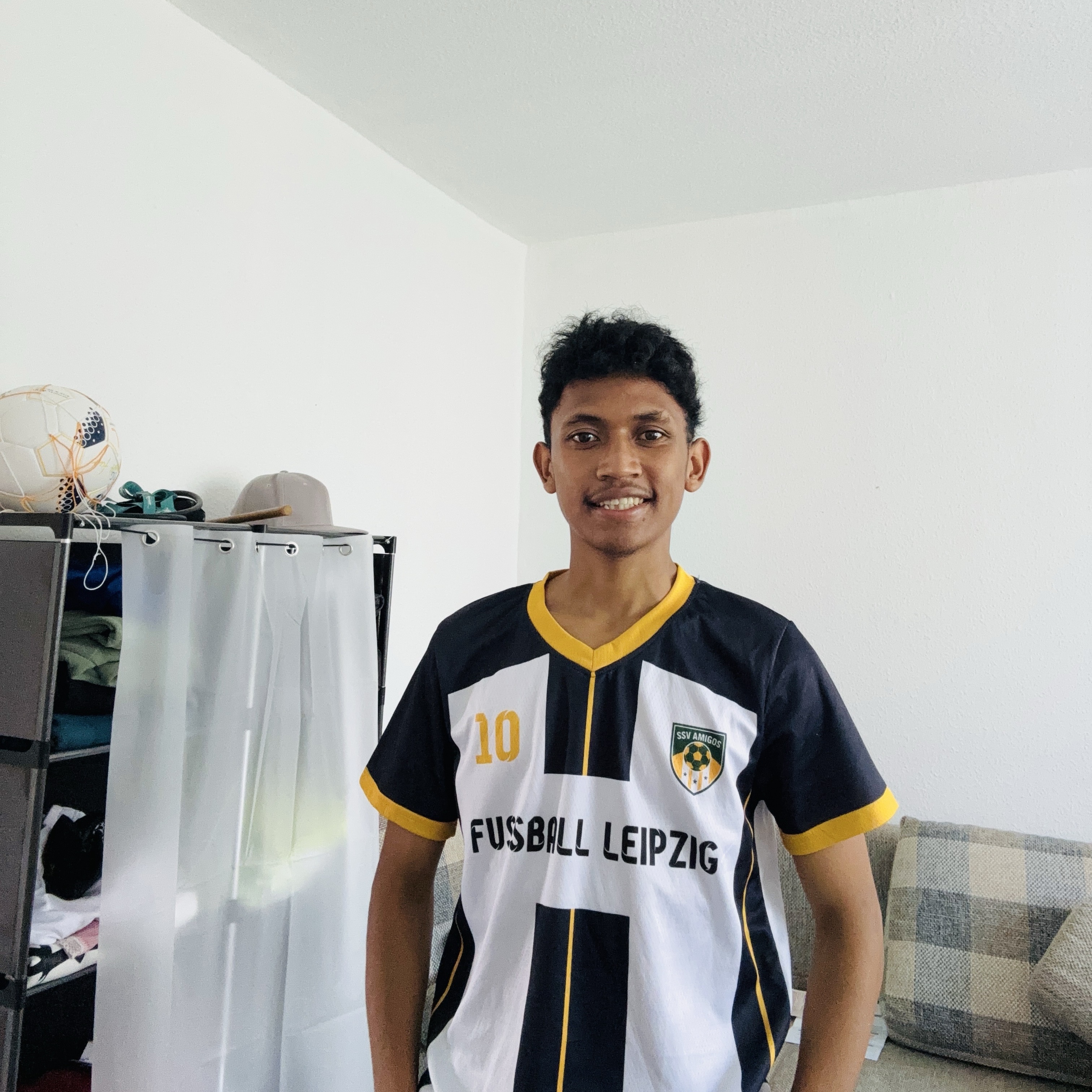 Mahasambatriniaina Roger Fitahiana