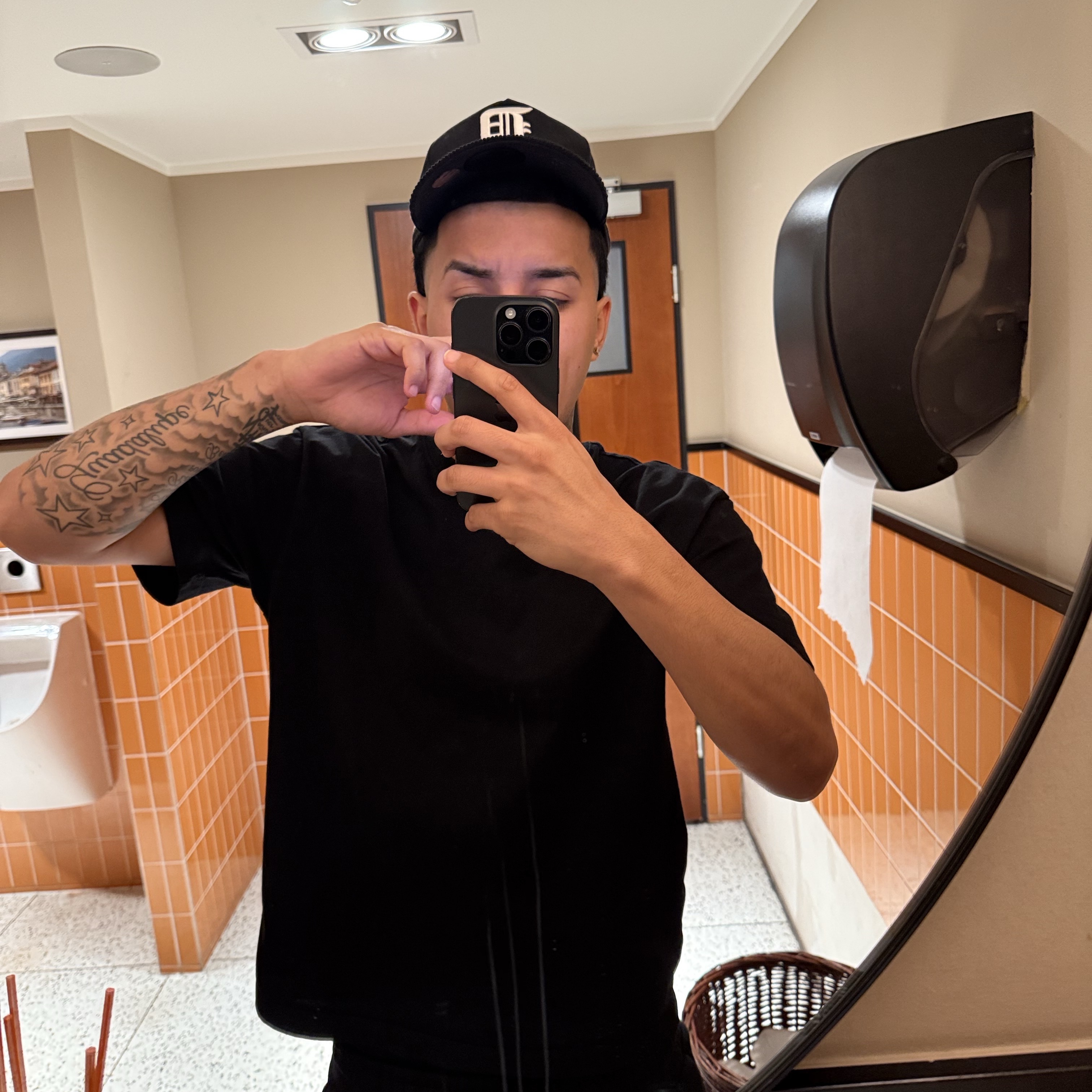 Ronaldo Aaron