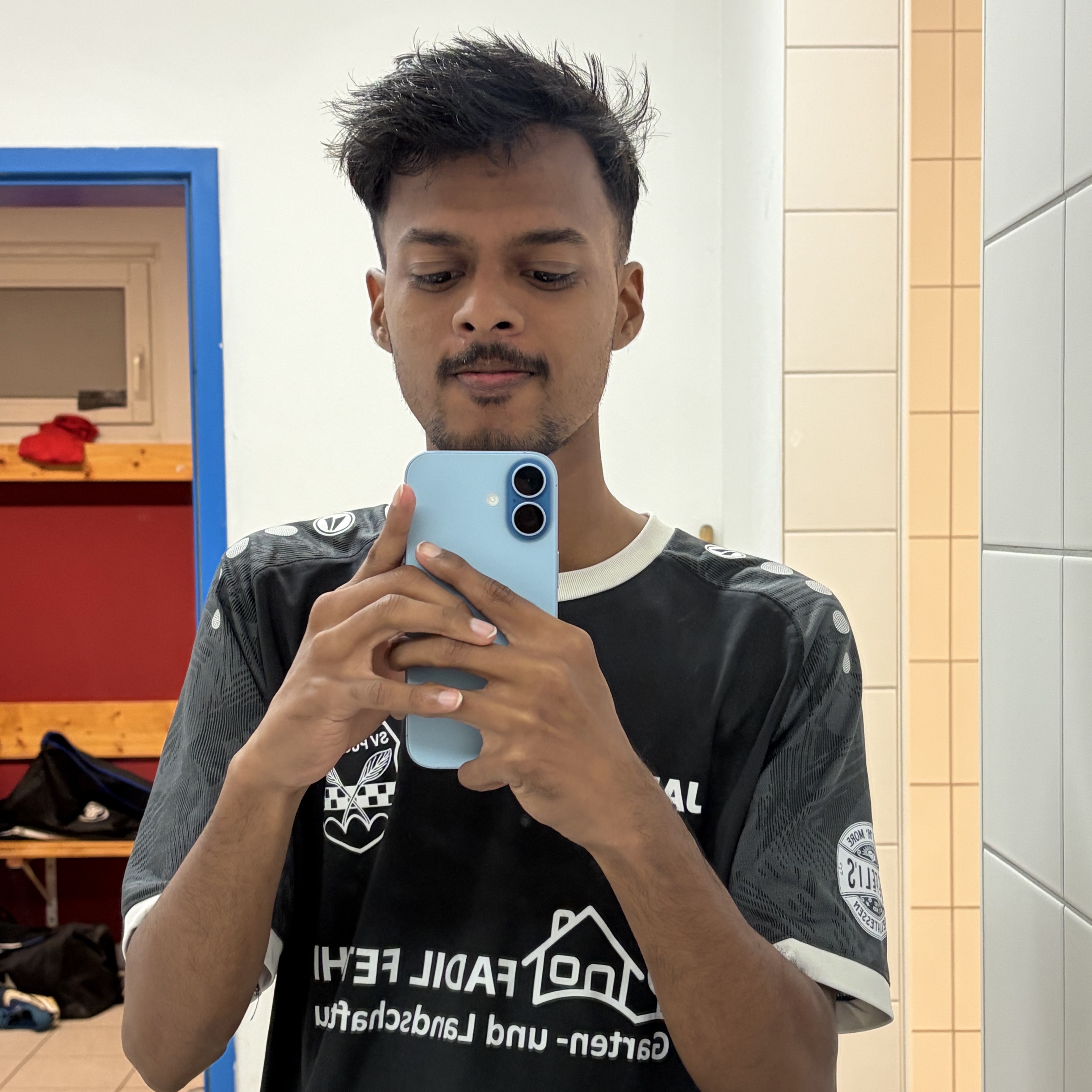 Akhil Poly