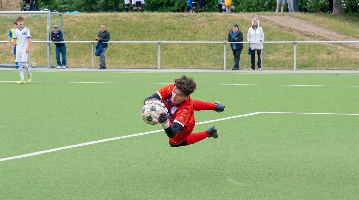 Lukas Hinrichs 