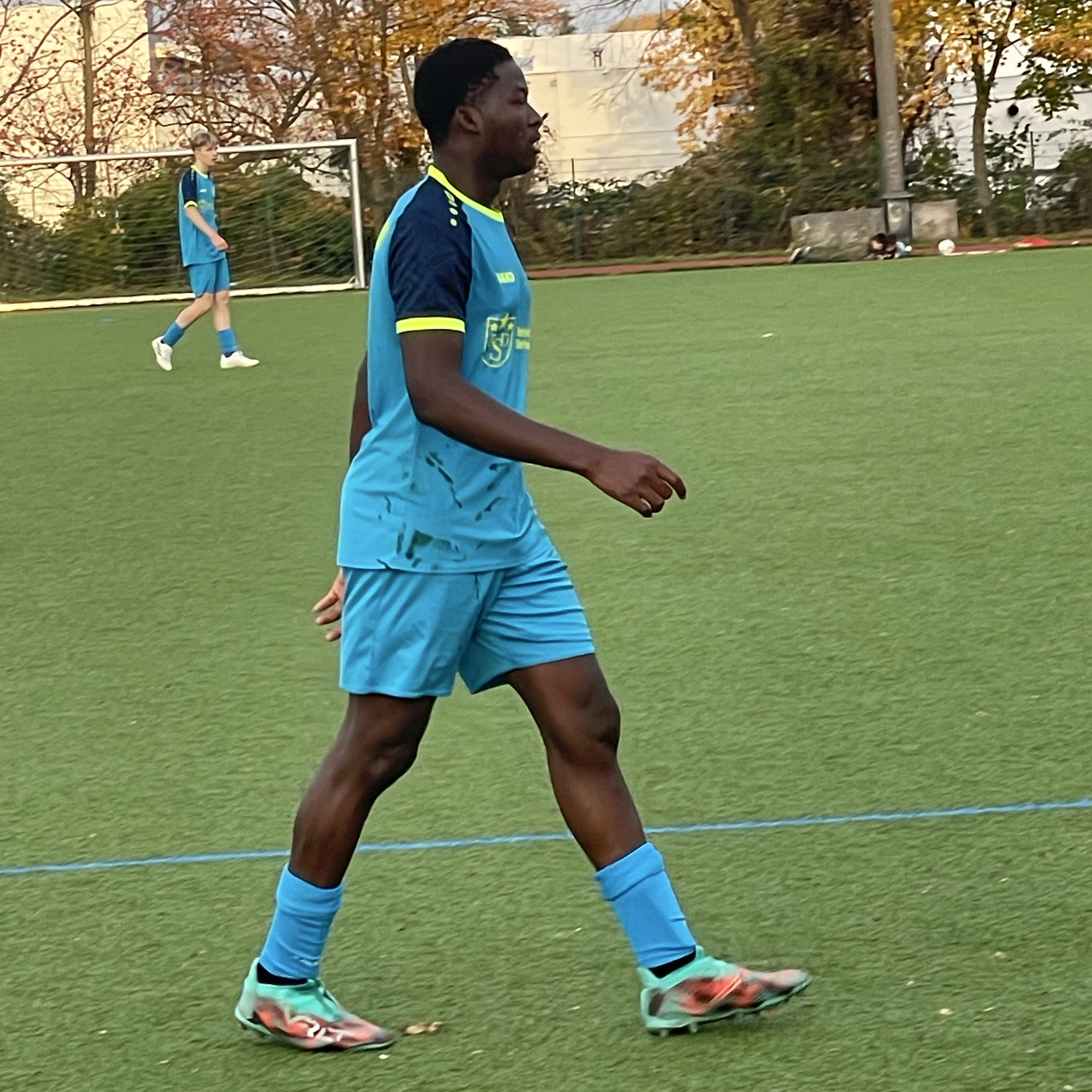 Mouka Tchomongo