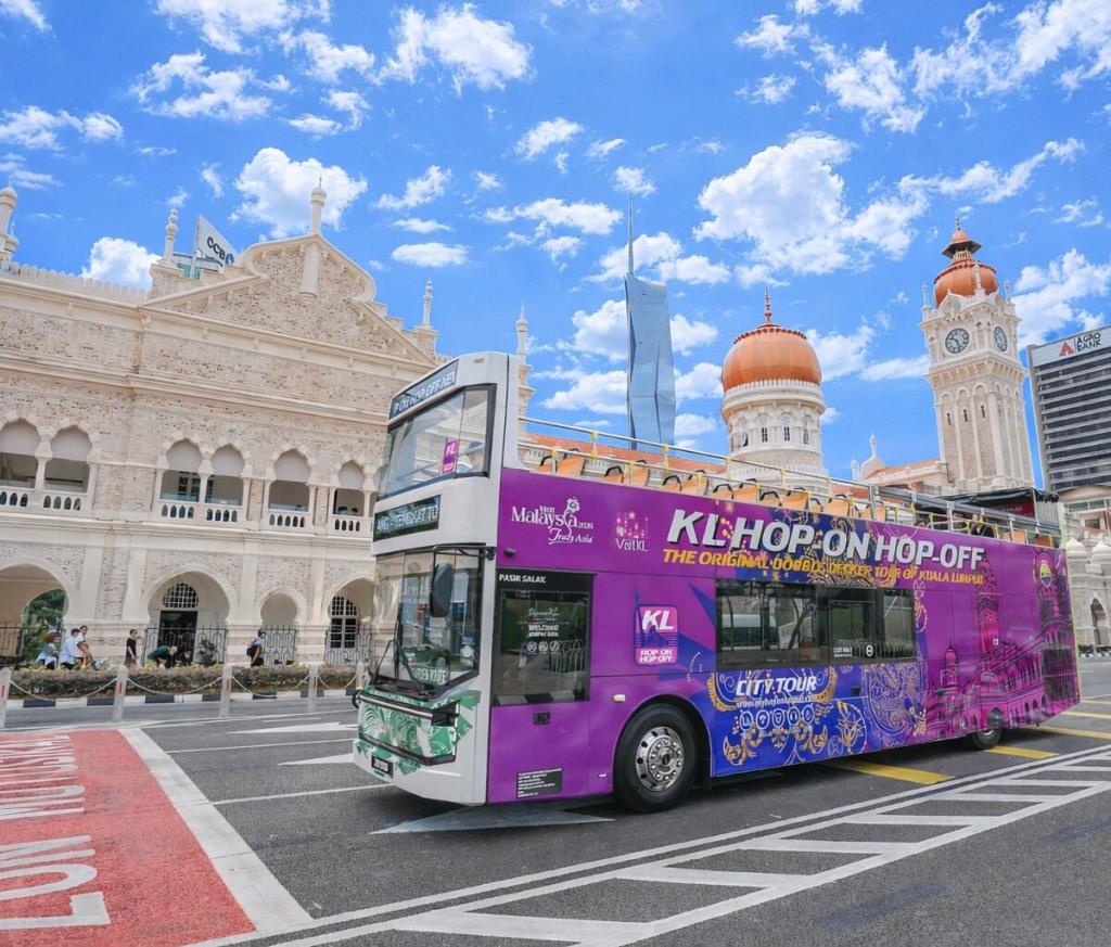 KL Hop on hop off bus