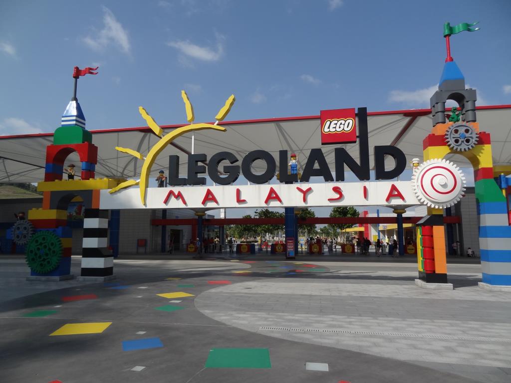 Legoland One Day Theme Park