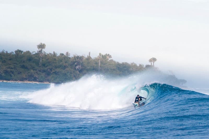 maldives surf