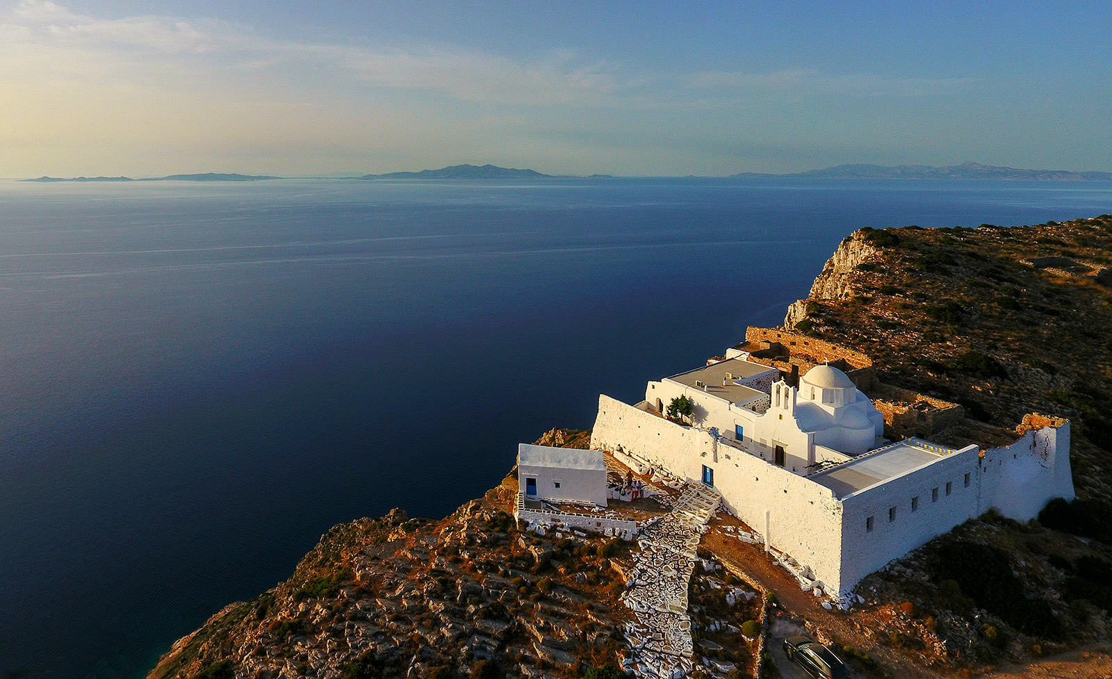 Paros — Spiritualité et Patrimoine
