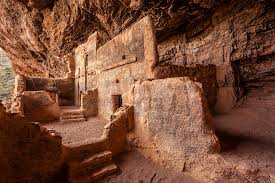 Arizona — Vestiges Anciens et Géants Naturels