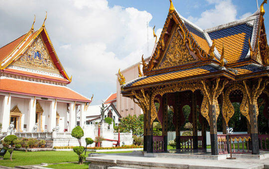 Bangkok — Éléphants sacrés et trésors royaux