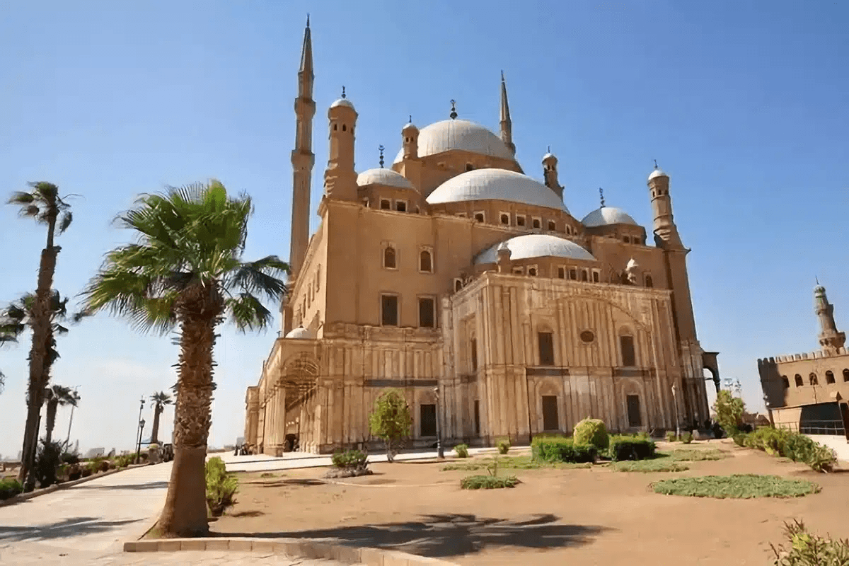 Le Caire — Majesté ottomane et pharaonique