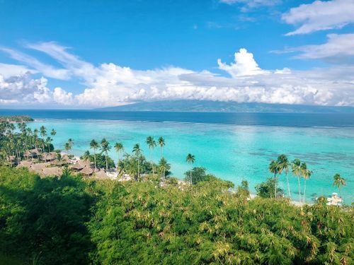 Hospitality exchange in French Polynesia