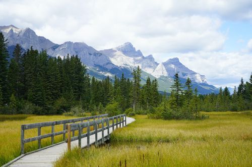 Solo Travel in Canmore