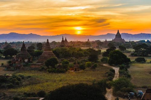Myanmar Travel alone 