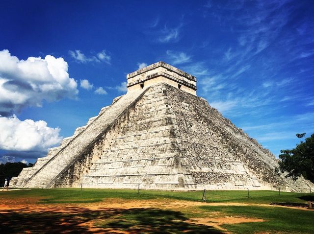 Is Chichén Itzá safe for solo female travellers?