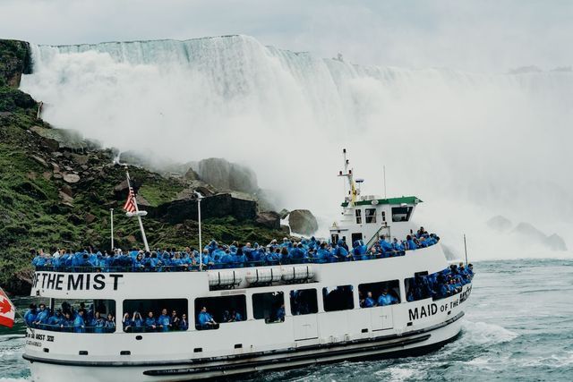 Solo Female Travel in Niagara Falls