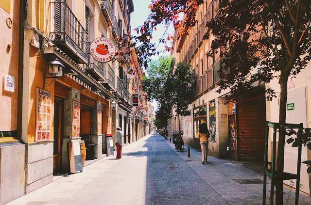 Is Madrid safe for solo female travellers?