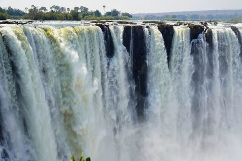 Victoria Falls Couch surfing 