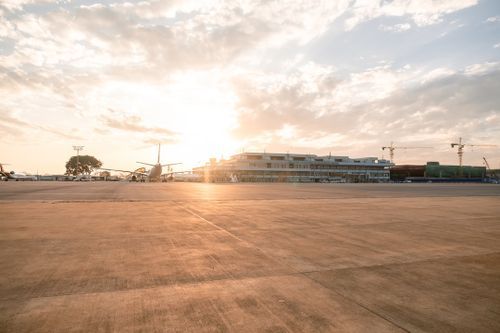 Couch Surfing in Entebbe