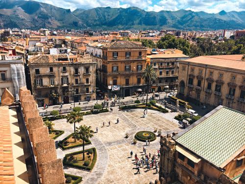 Couch Surfing in Palermo