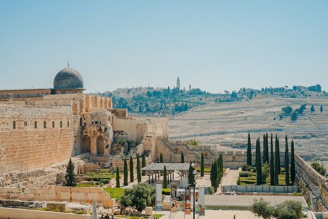 Solo Female Travel in Jerusalem