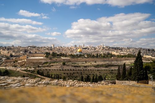 Jerusalem Travel alone 