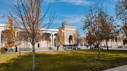 Samarkand Travel alone 