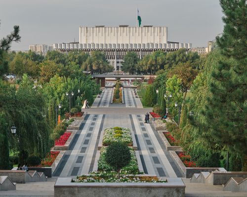 Tashkent Travel alone 