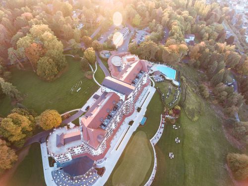 Evian-les-Bains Travel alone 