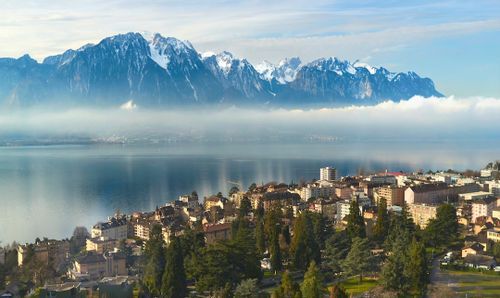 Montreux Couch surfing 